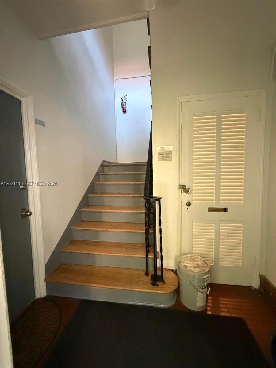 1551 Meridian Ave 202