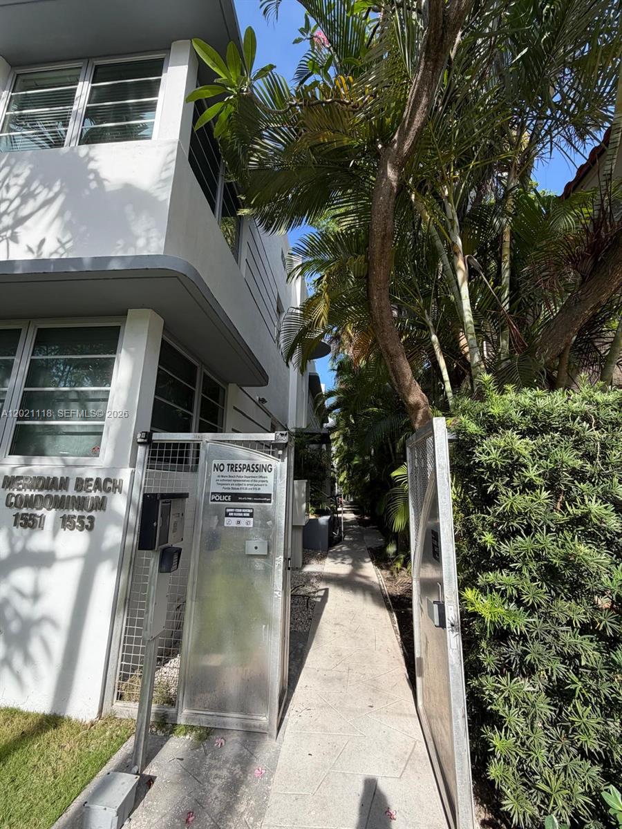 1551 Meridian Ave 202