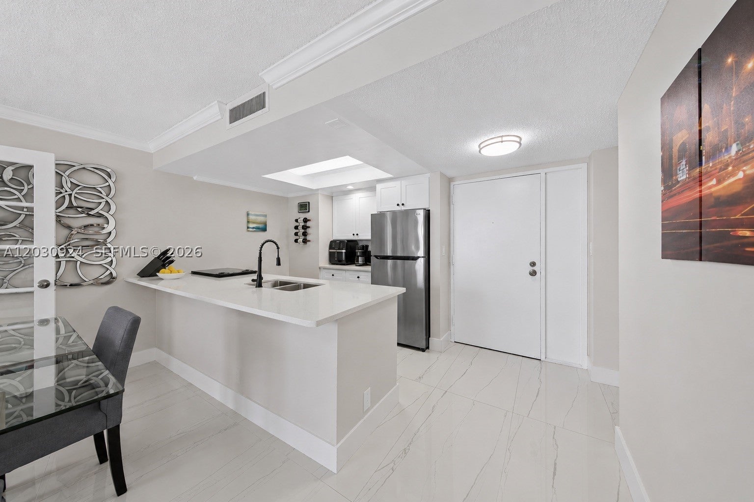 7601 E Treasure Dr 1710