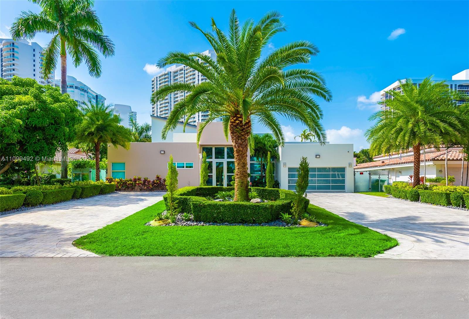 GOLDEN ISLES - Residential