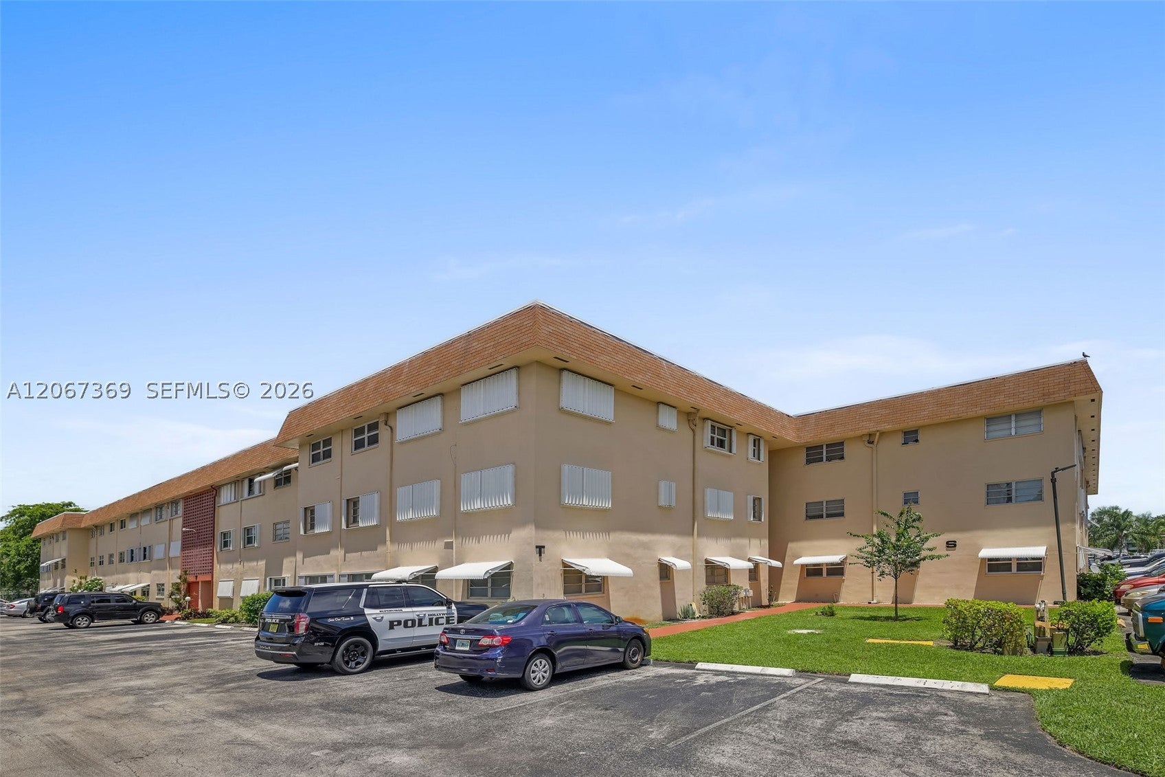 5300 Washington St T125