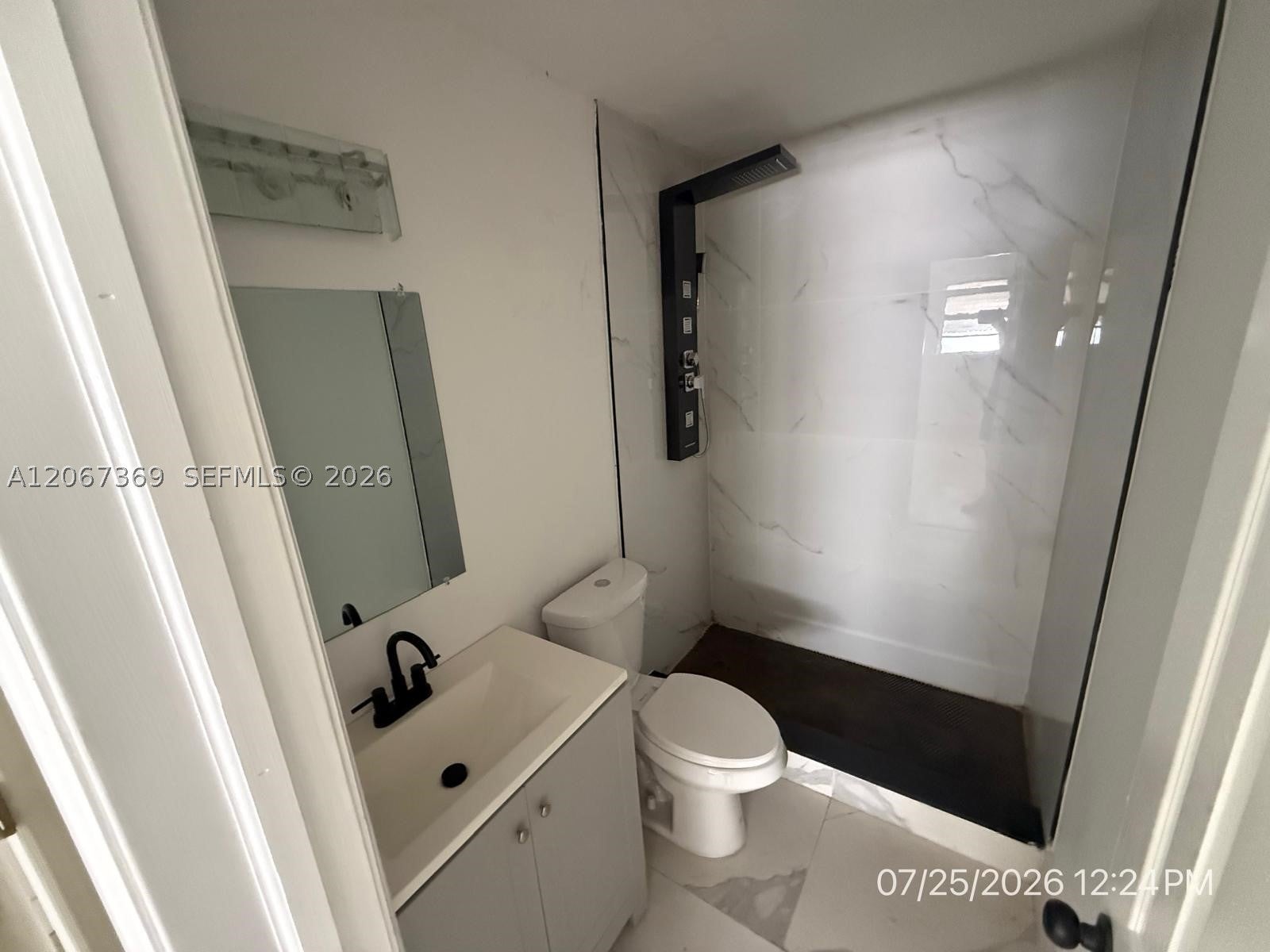 5300 Washington St T125