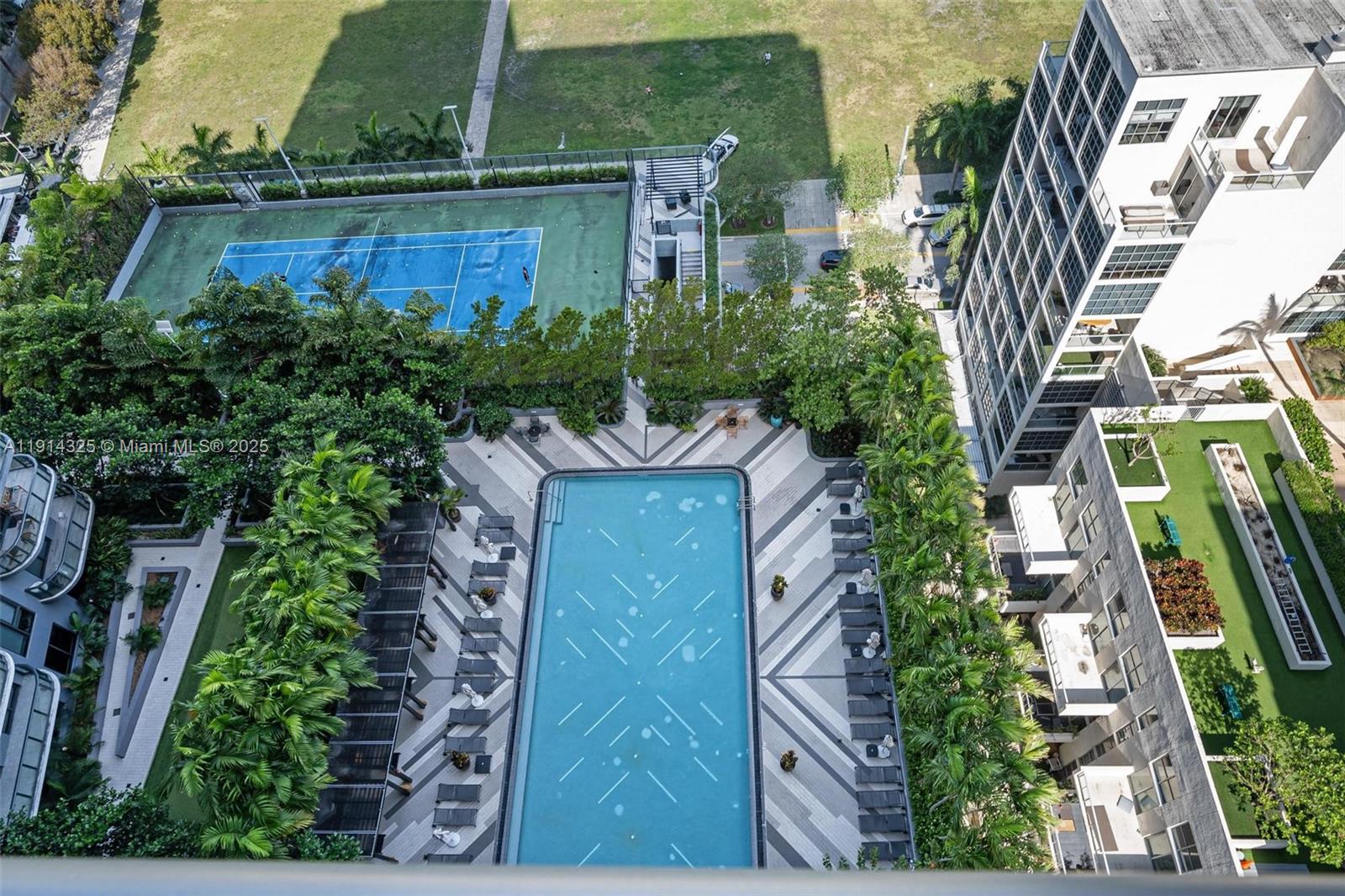 3401 MIDTOWN CONDO - Residential Lease