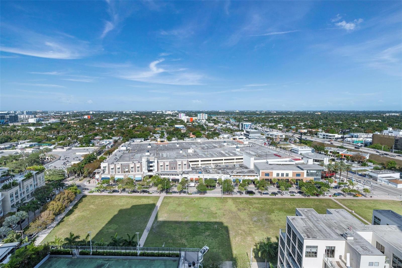 3401 MIDTOWN CONDO - Residential Lease