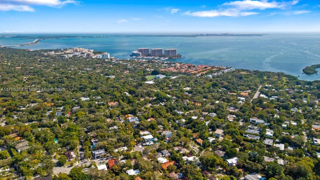 SILVER BLUFF EST SEC C - Residential