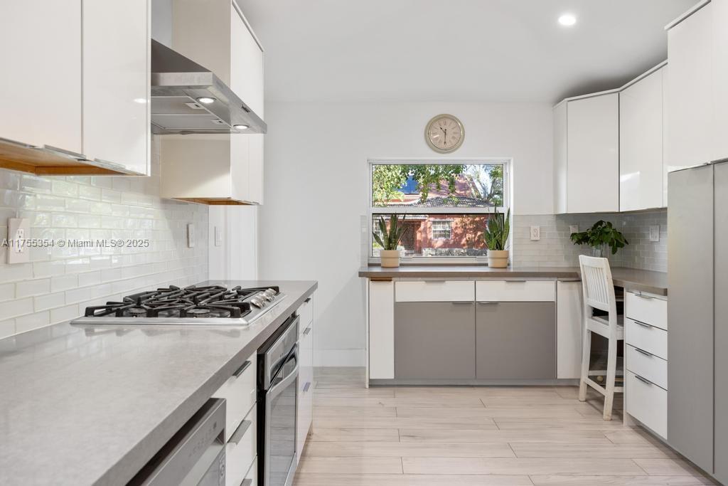 SILVER BLUFF EST SEC C - Residential