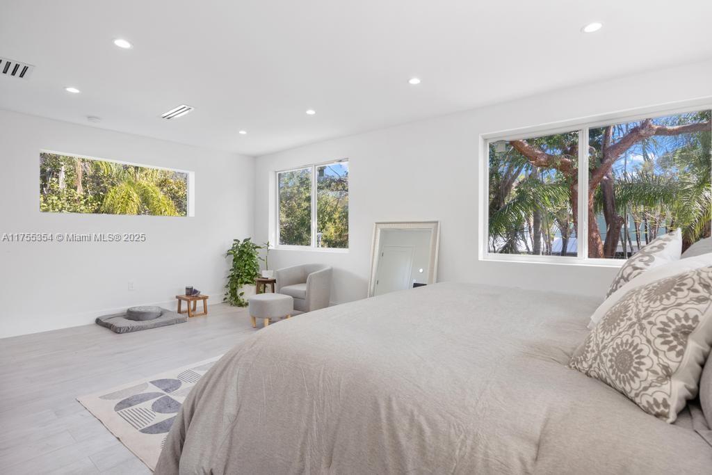 SILVER BLUFF EST SEC C - Residential