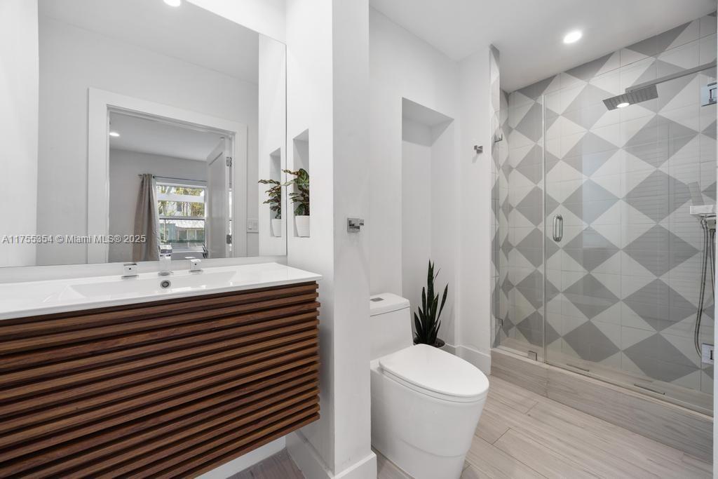 SILVER BLUFF EST SEC C - Residential