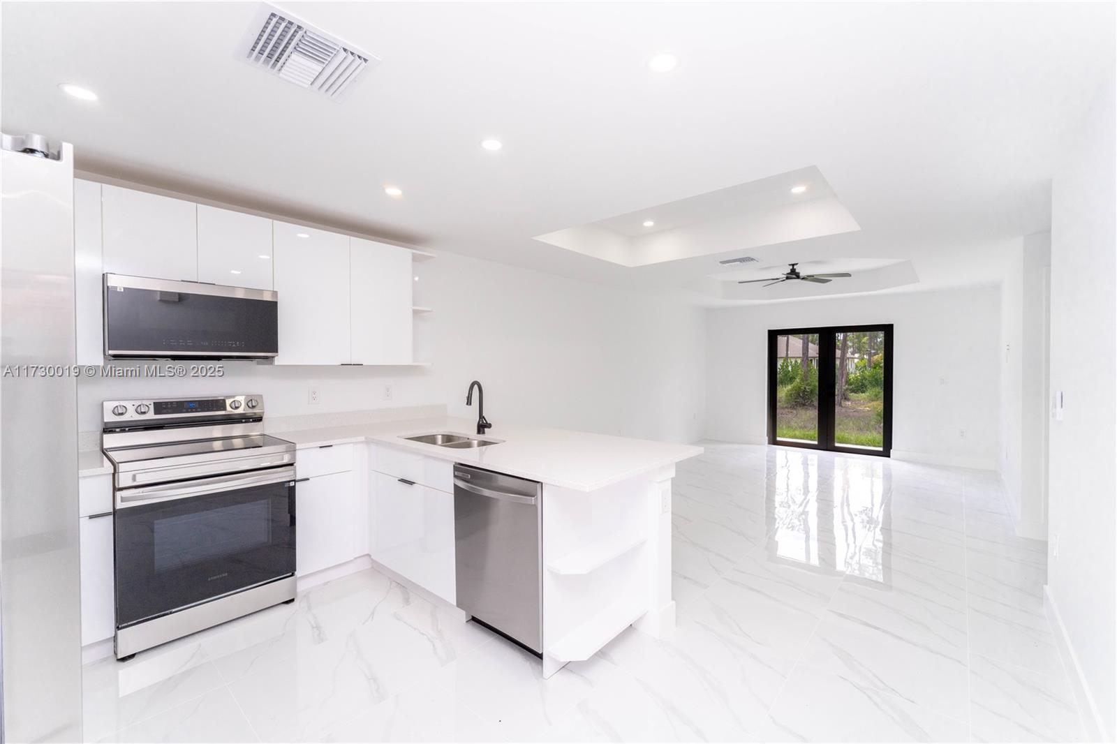 LEHIGH ACRES - Residential Income