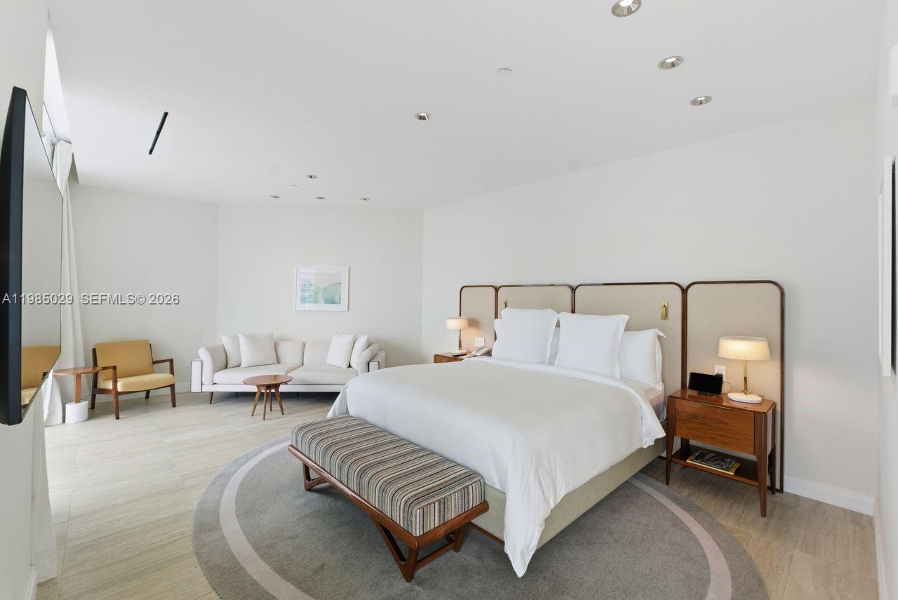 Four Seasons - Residential