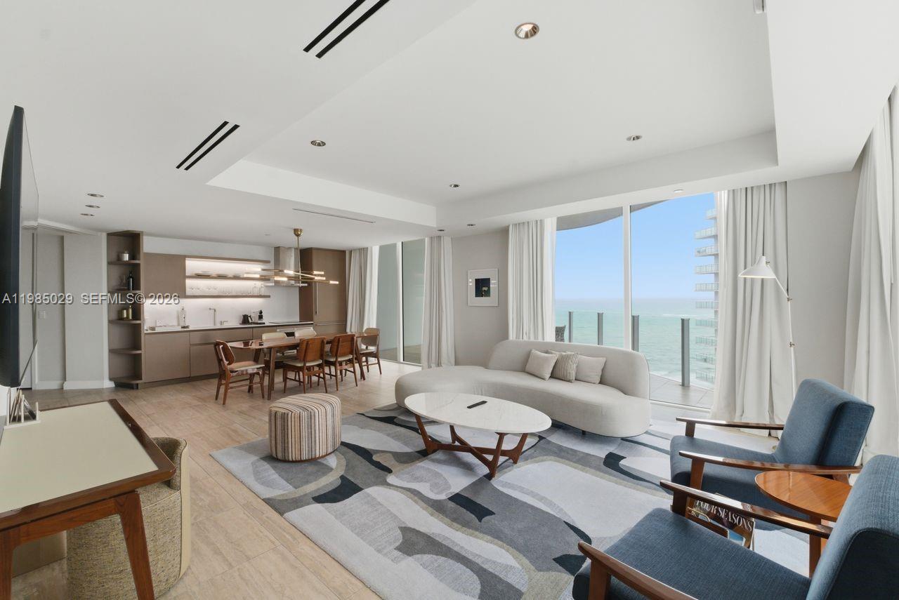 Four Seasons - Residential