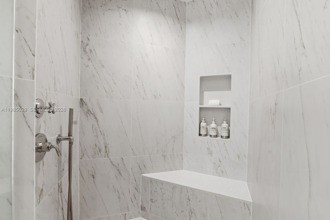 Four Seasons - Residential