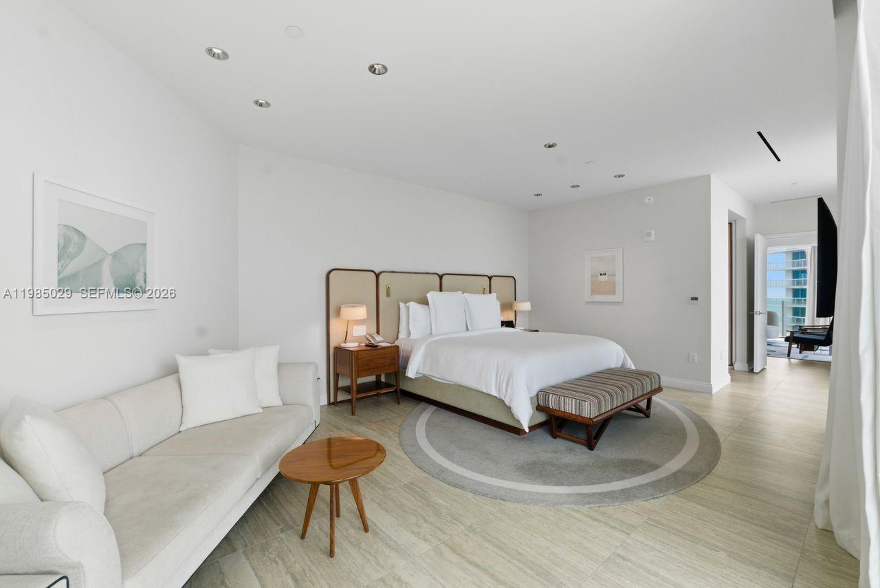 Four Seasons - Residential