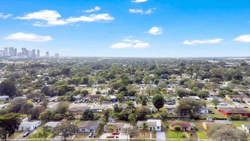 LAUDERDALE MANORS AMD PLA - Residential