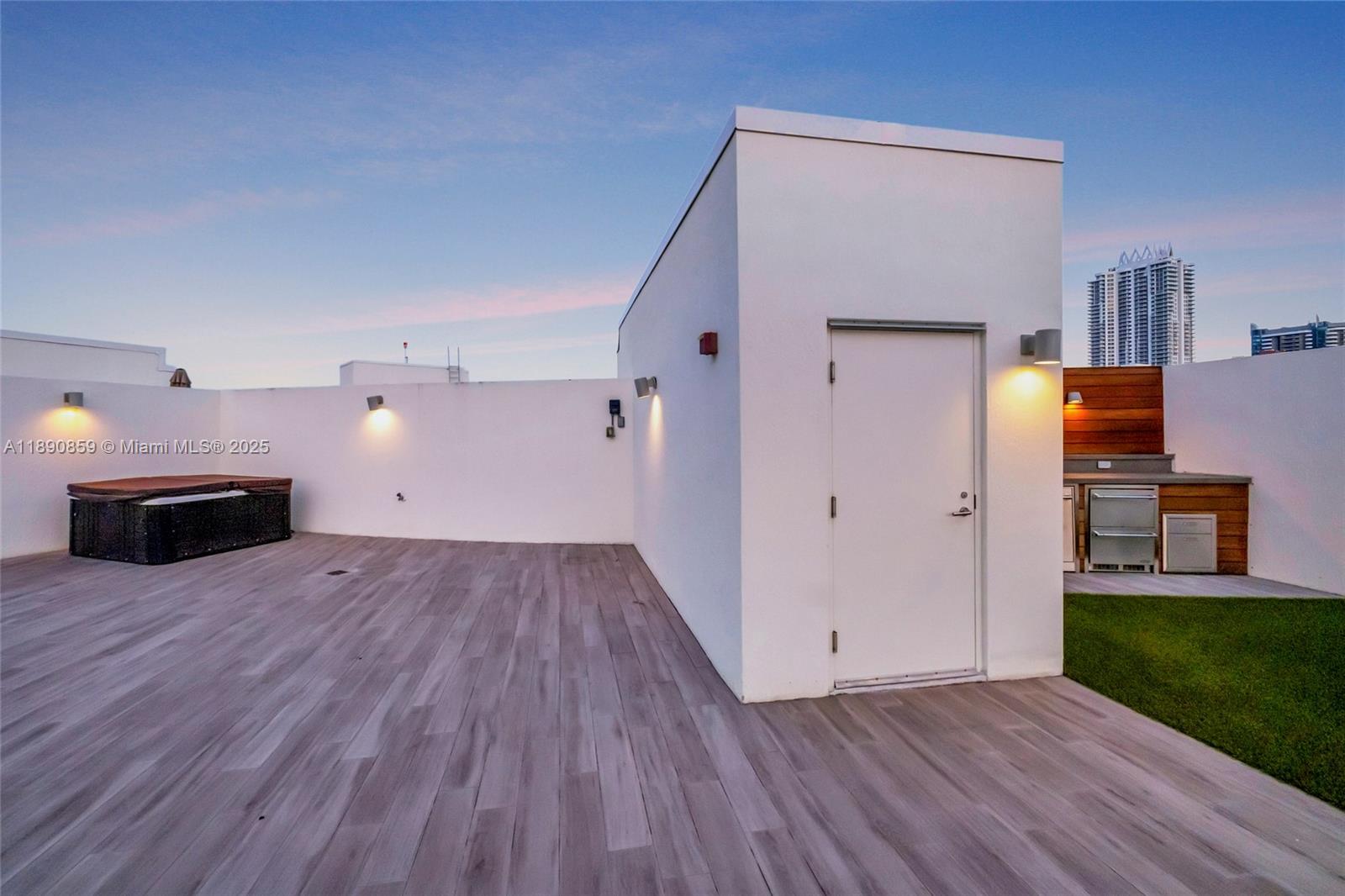 AMD PL OF 2ND OCEAN FRONT - Residential