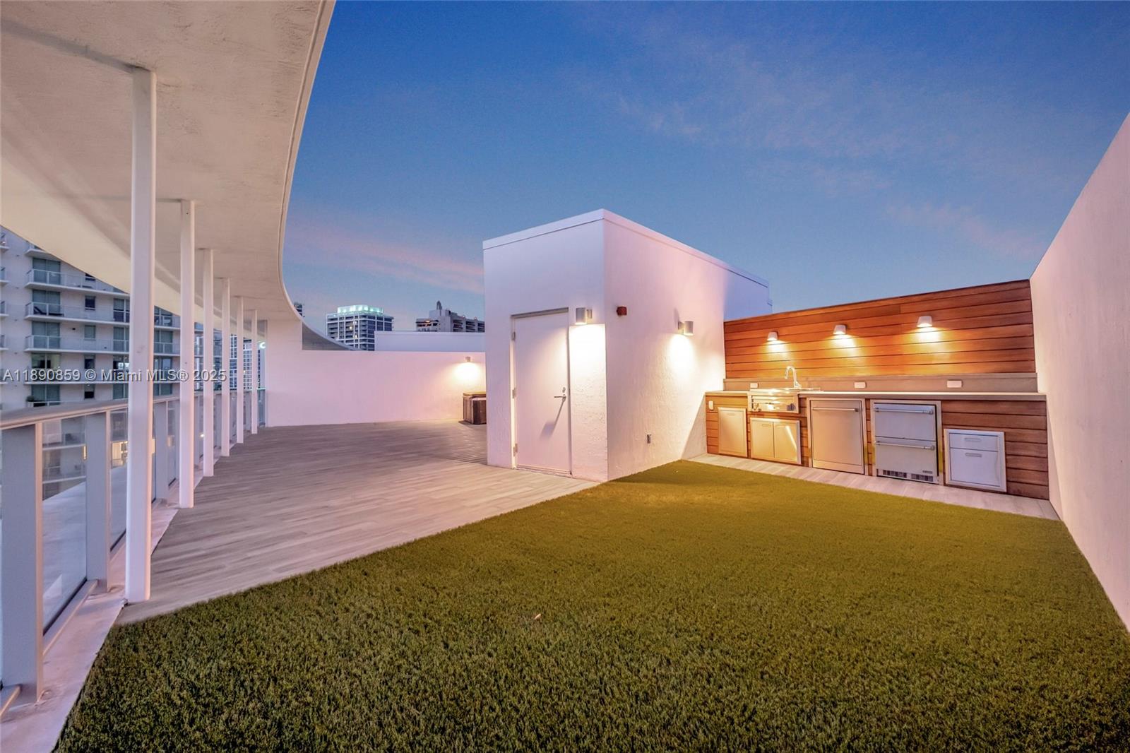 AMD PL OF 2ND OCEAN FRONT - Residential