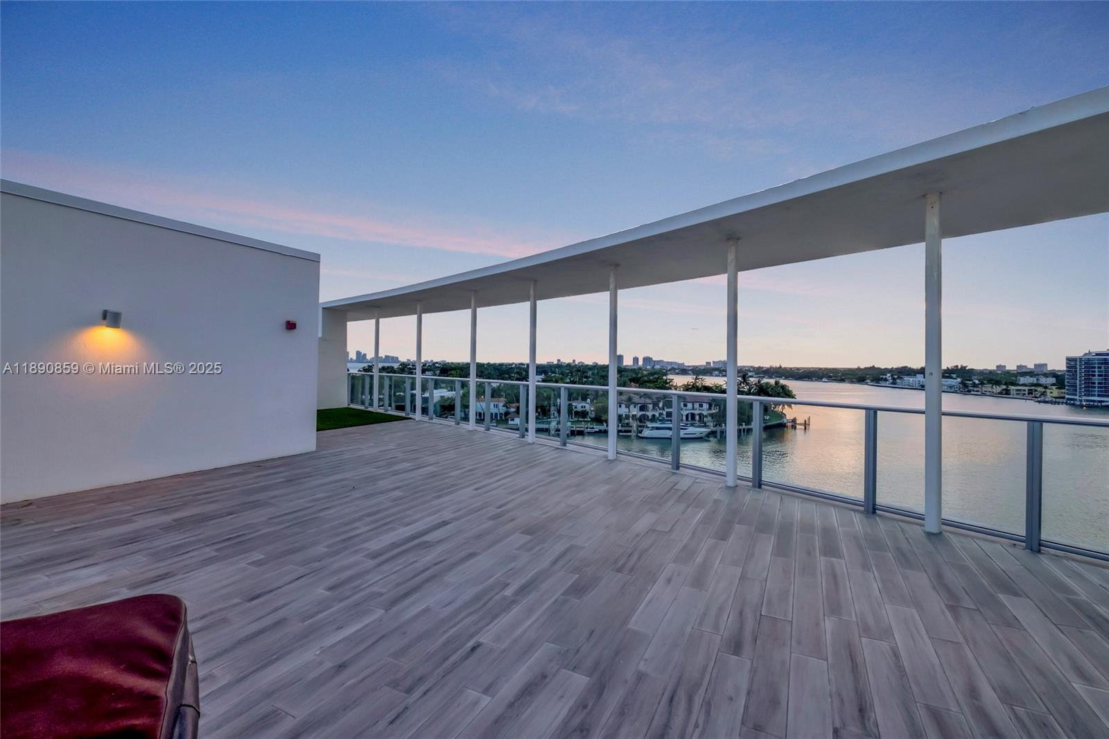 AMD PL OF 2ND OCEAN FRONT - Residential