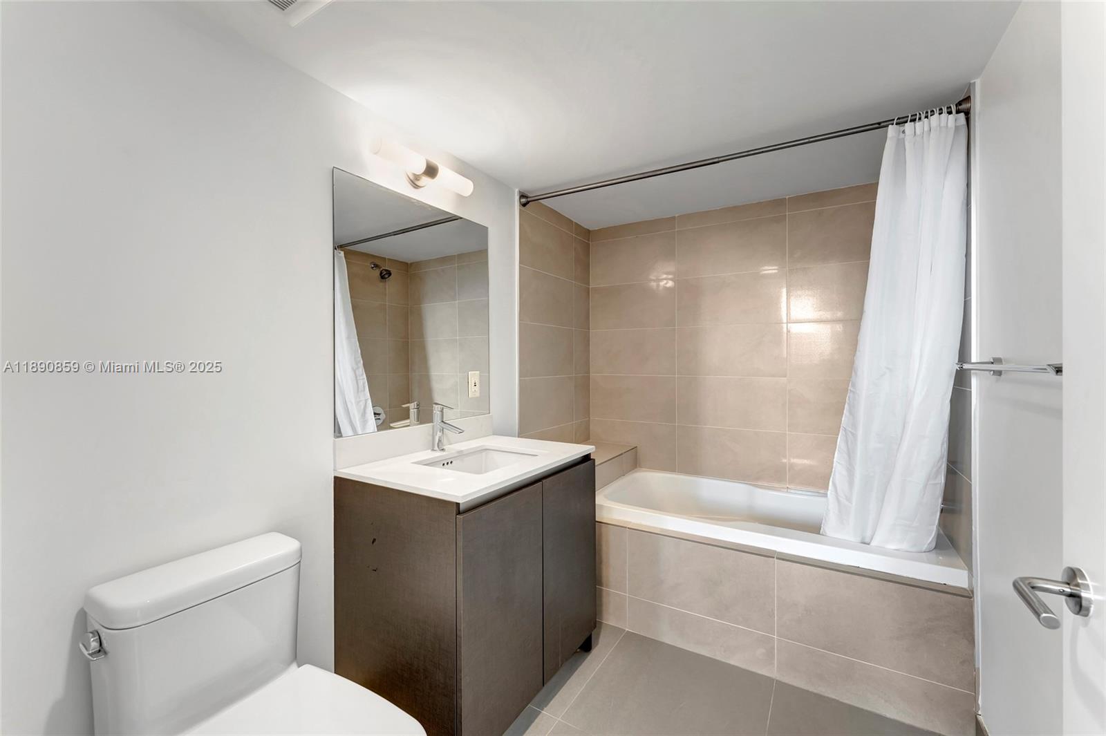 AMD PL OF 2ND OCEAN FRONT - Residential