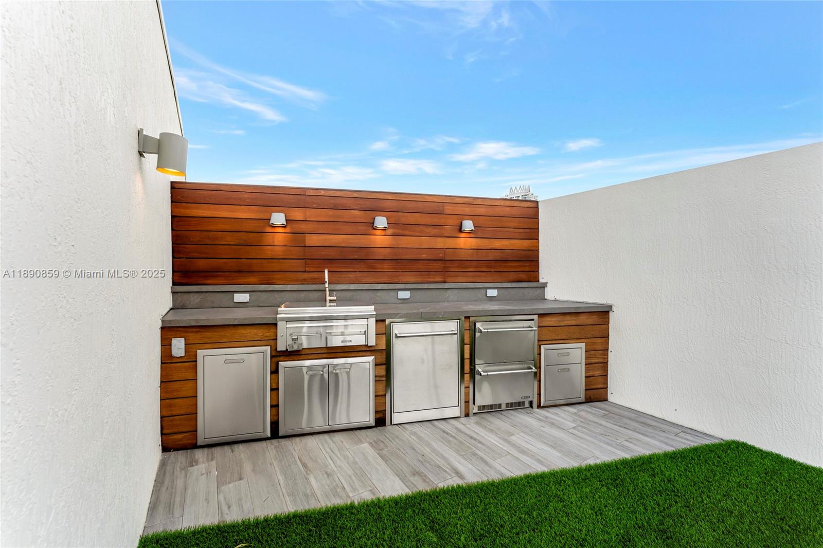 AMD PL OF 2ND OCEAN FRONT - Residential