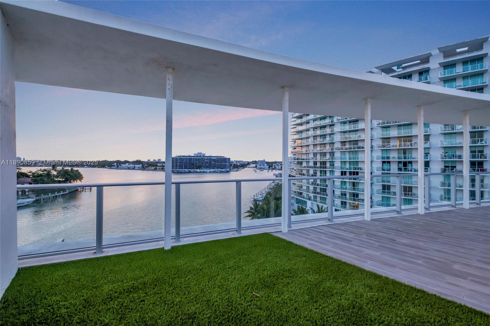 AMD PL OF 2ND OCEAN FRONT - Residential