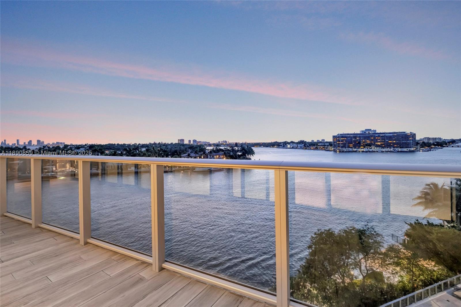 AMD PL OF 2ND OCEAN FRONT - Residential