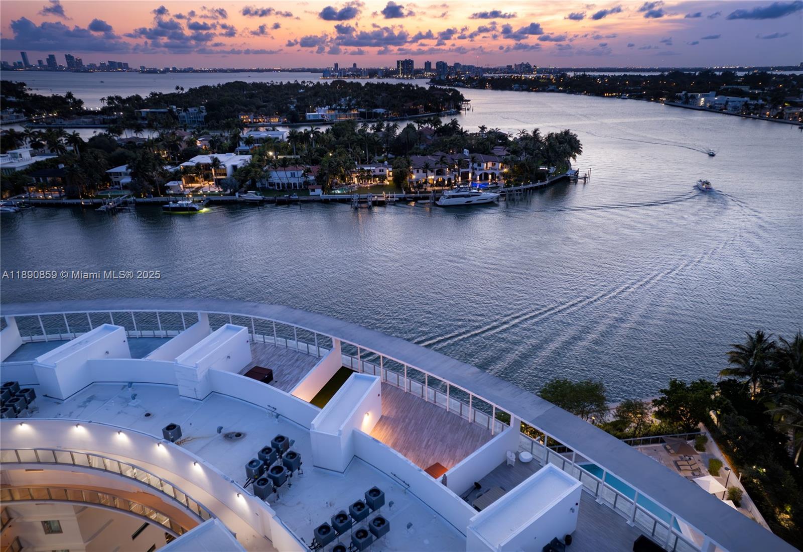 AMD PL OF 2ND OCEAN FRONT - Residential