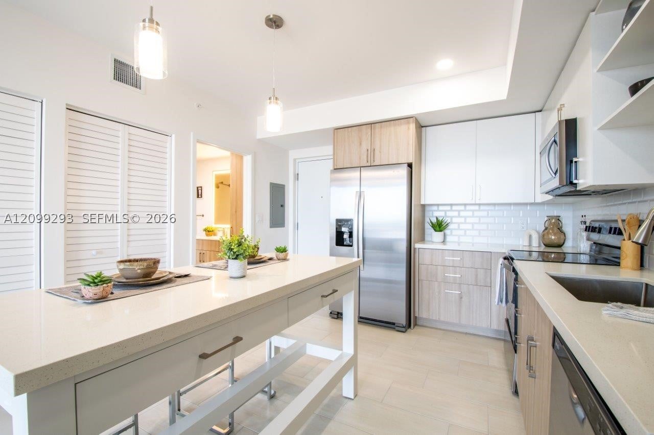 3645 NW 36th St 410