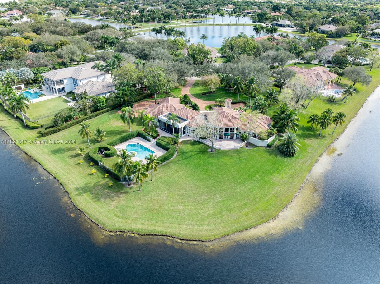 WINDMILL RANCH ESTATES - Residential