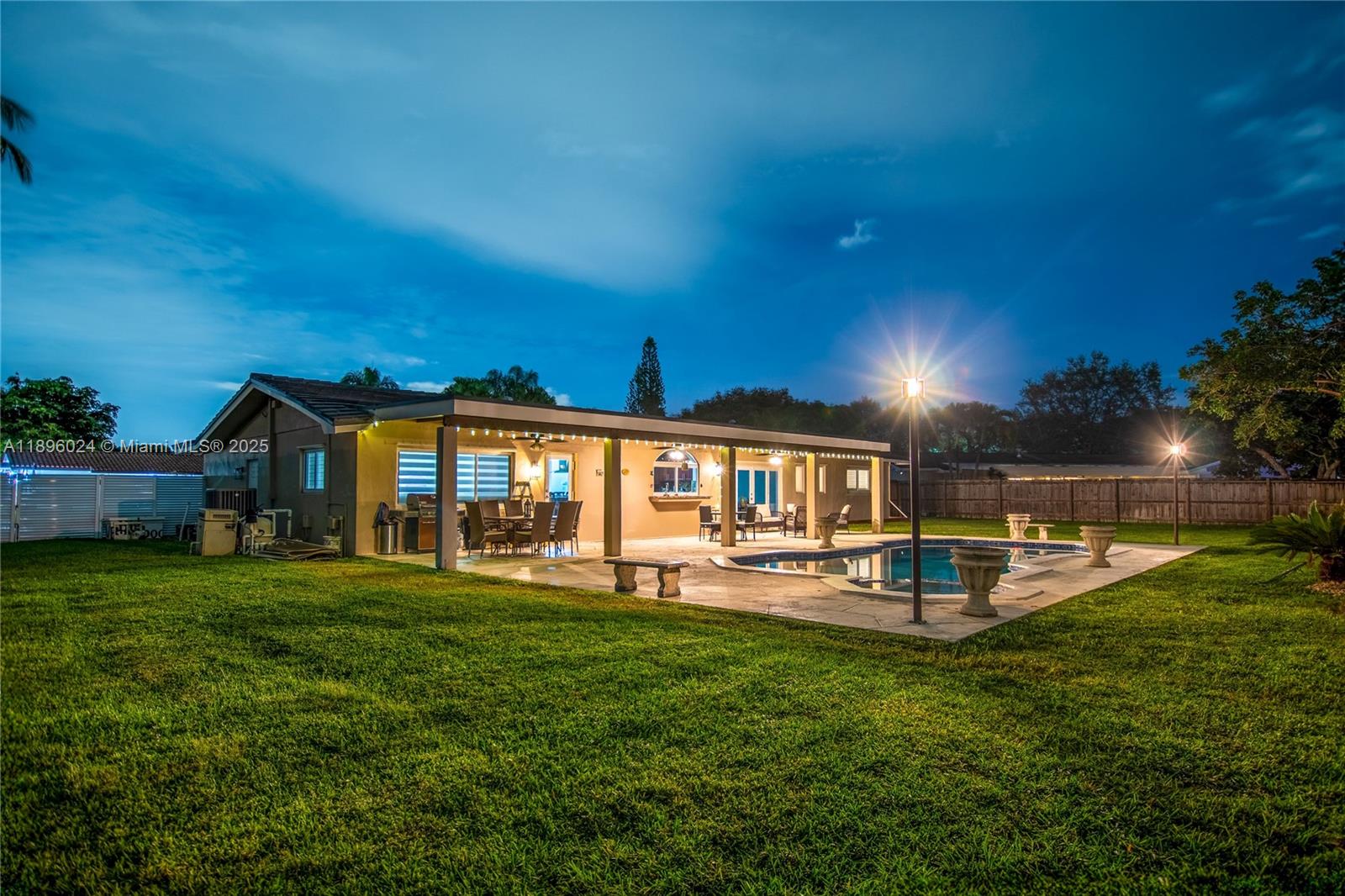 PINE SHORE SEC 1 - Residential