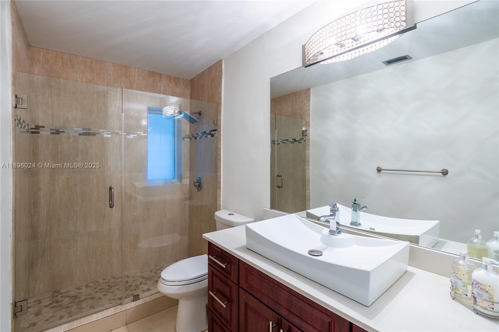 PINE SHORE SEC 1 - Residential