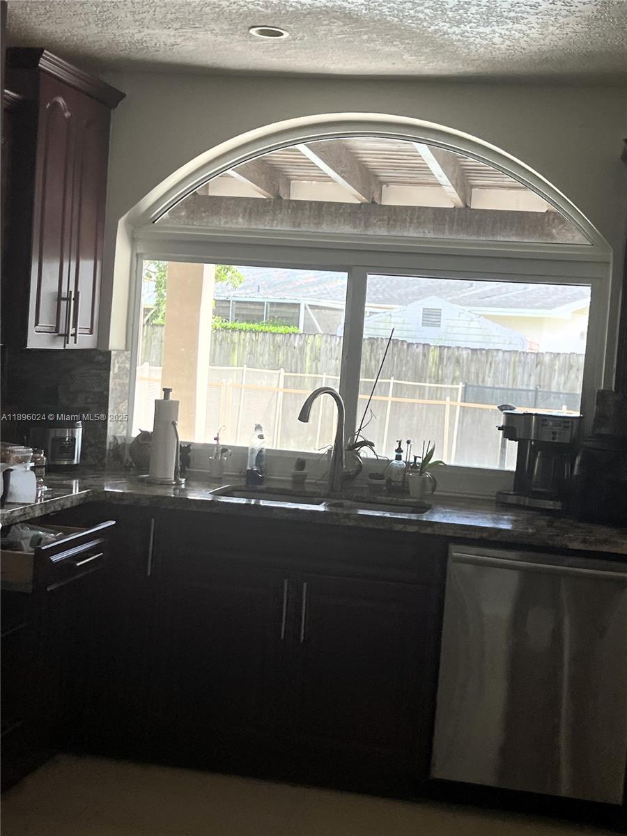 PINE SHORE SEC 1 - Residential