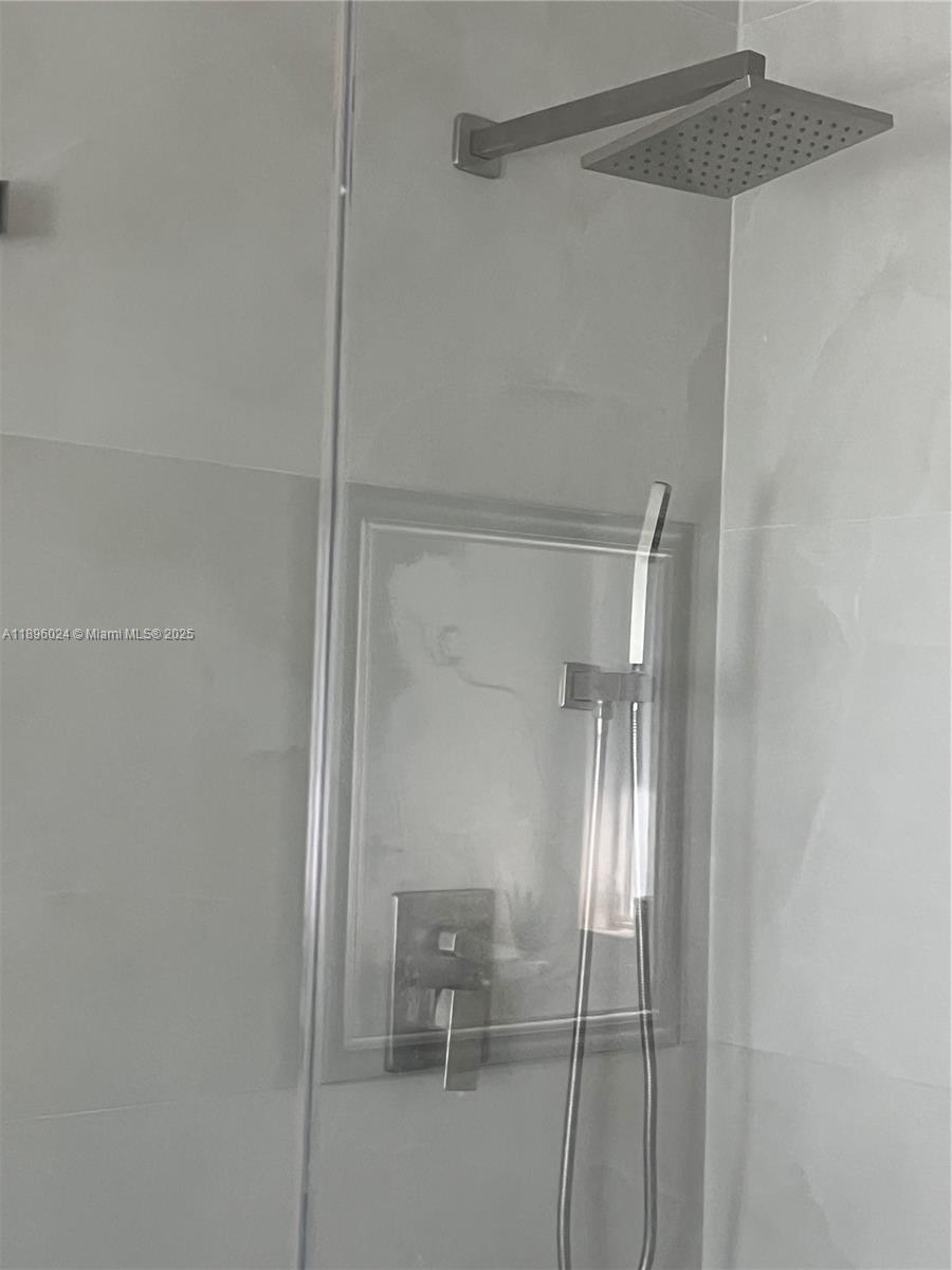 PINE SHORE SEC 1 - Residential