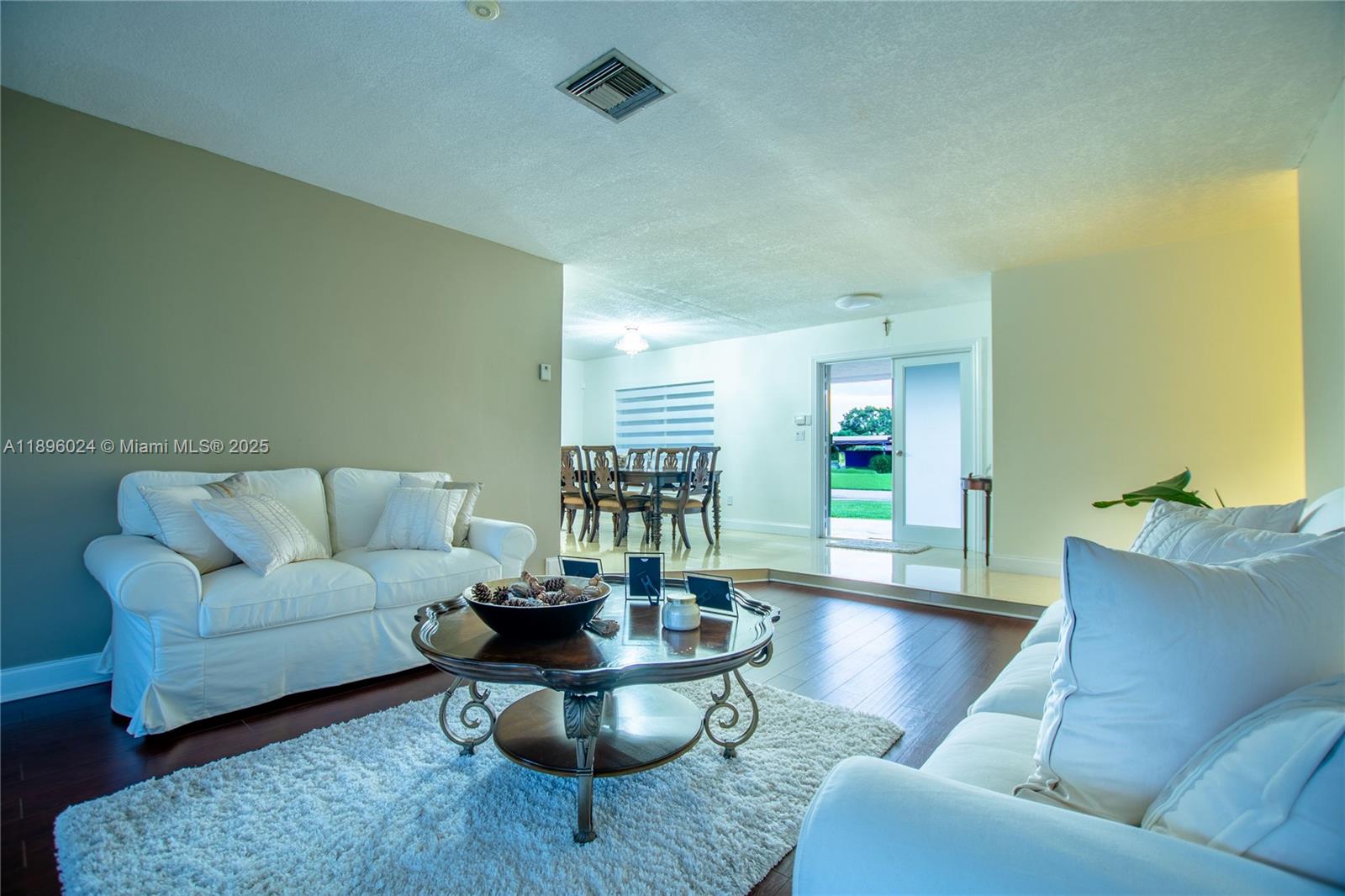 PINE SHORE SEC 1 - Residential