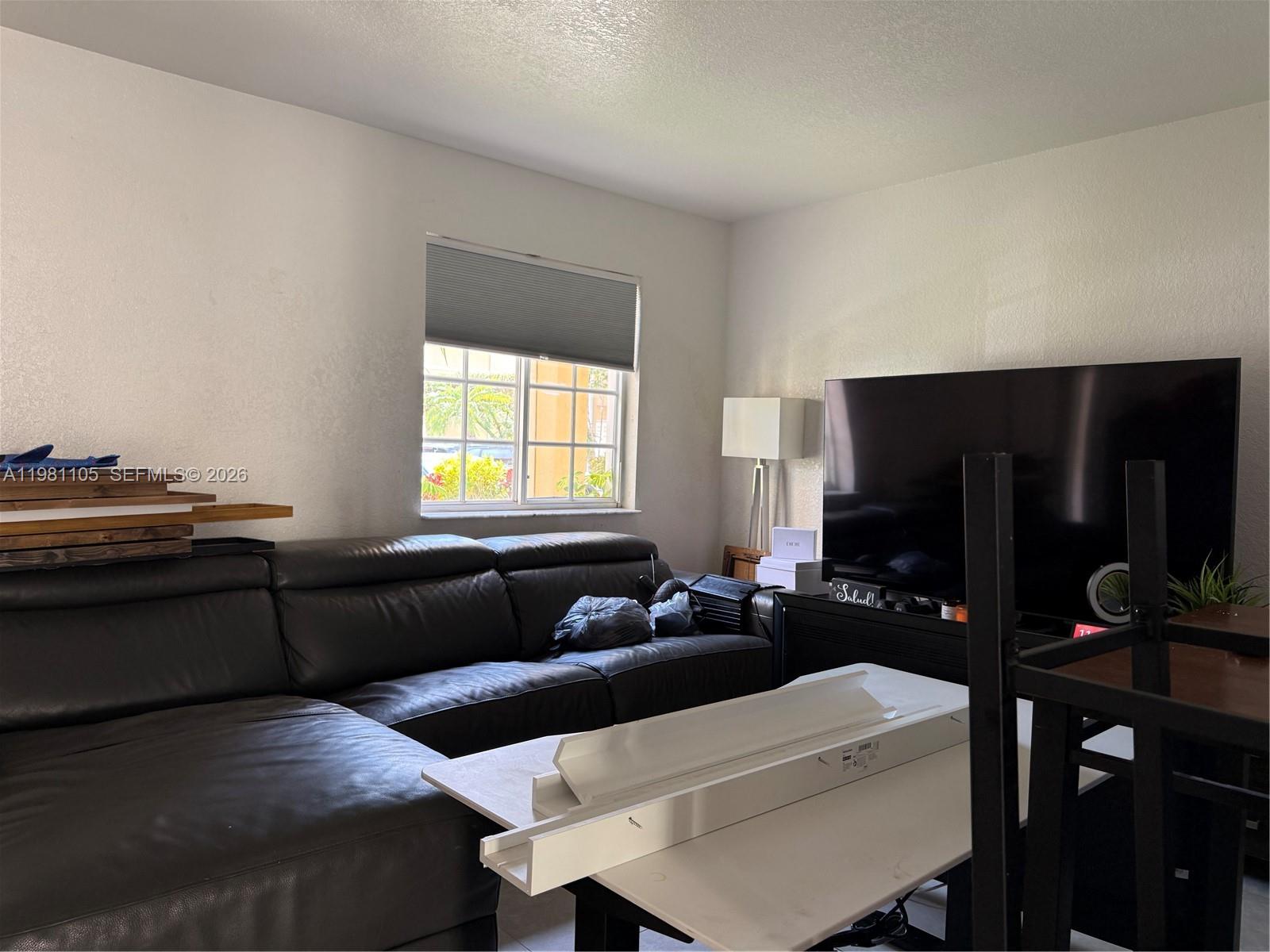 AQUA VISTA TOWNHOMES COND - Residential Lease