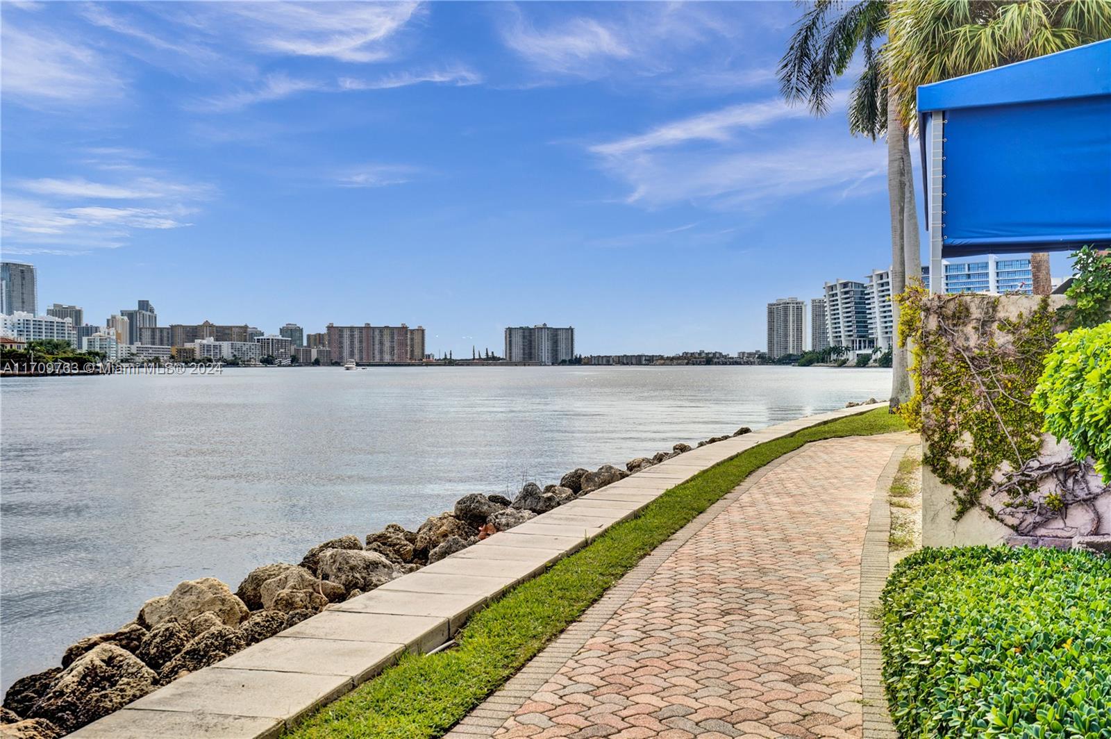 MYSTIC POINTE CONDO NO TH - Residential