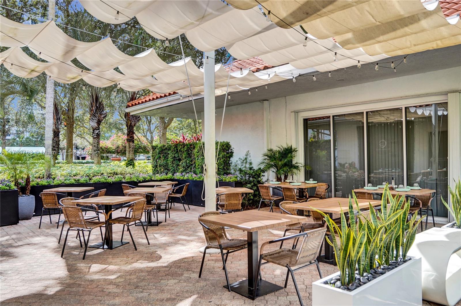 MYSTIC POINTE CONDO NO TH - Residential