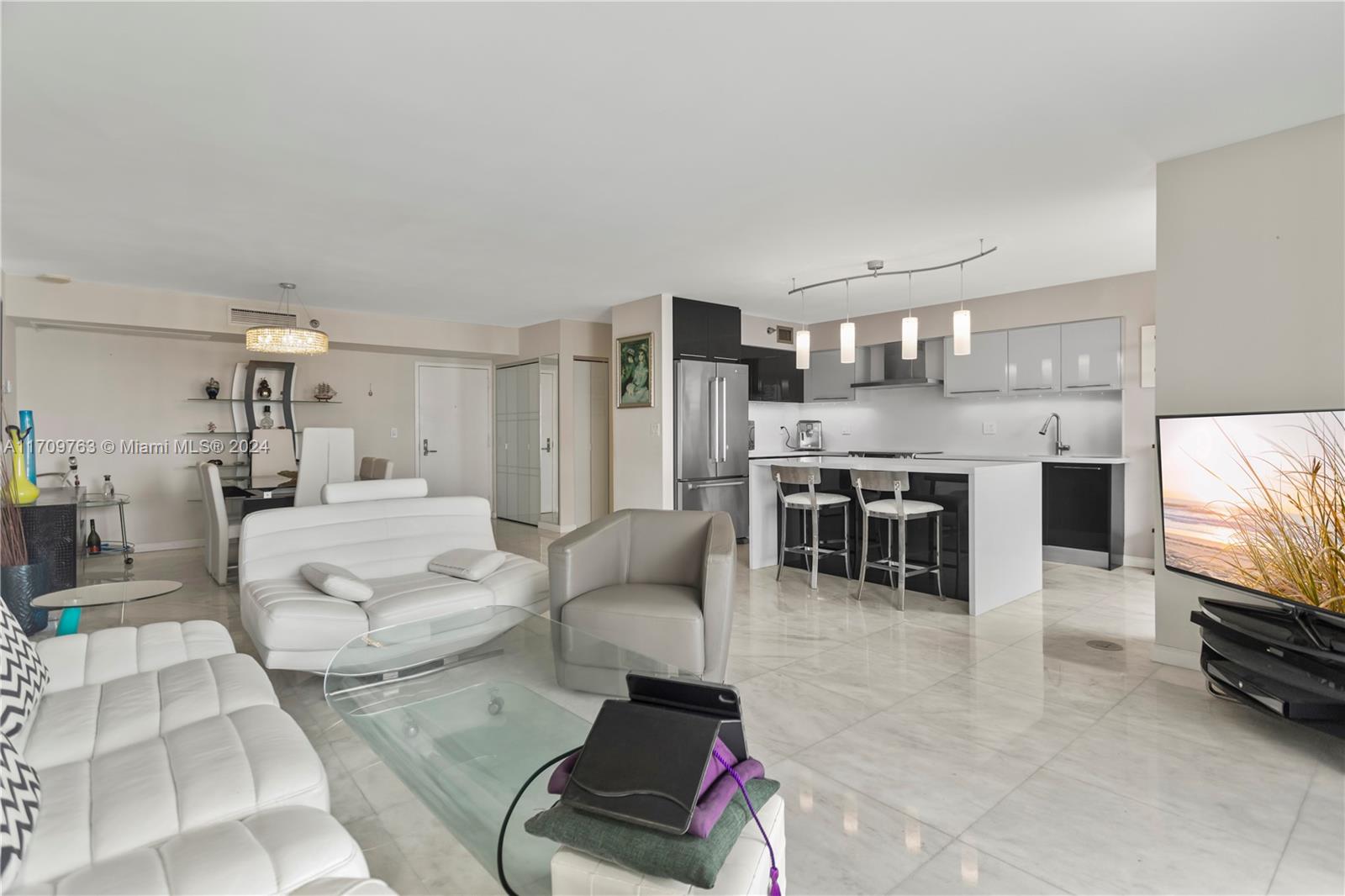 MYSTIC POINTE CONDO NO TH - Residential