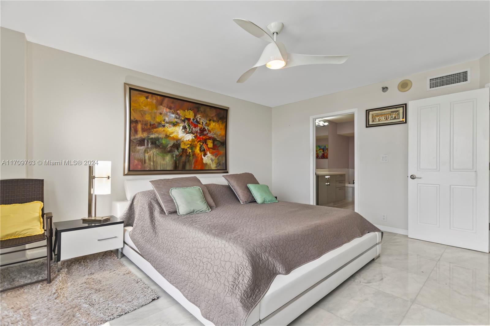 MYSTIC POINTE CONDO NO TH - Residential