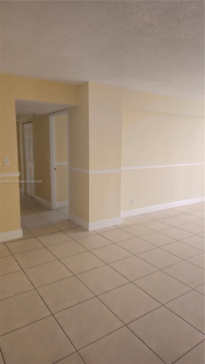 WINSTON TOWERS 700 CONDO - Residential Lease