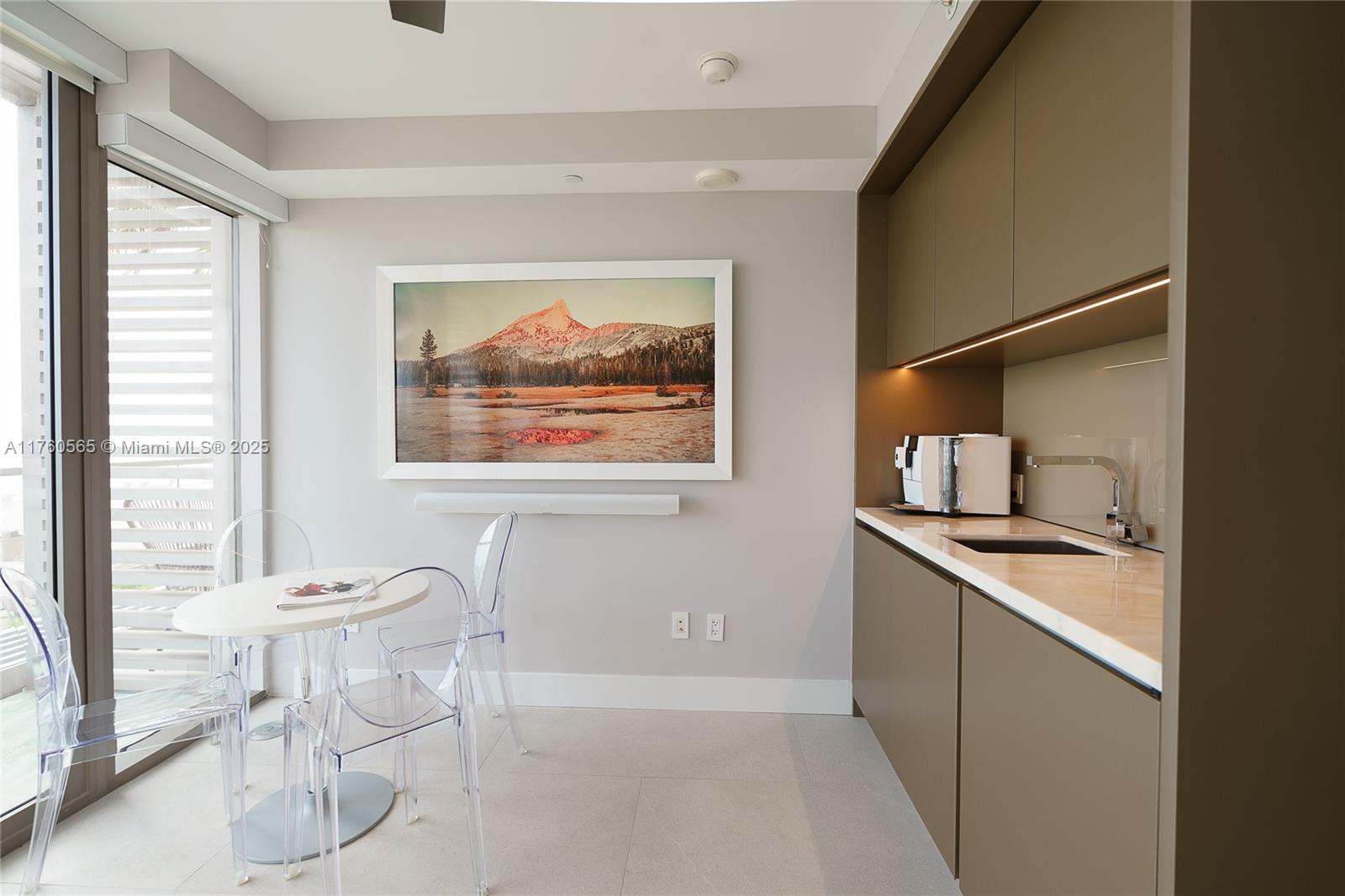 ARMANI CASA - Residential