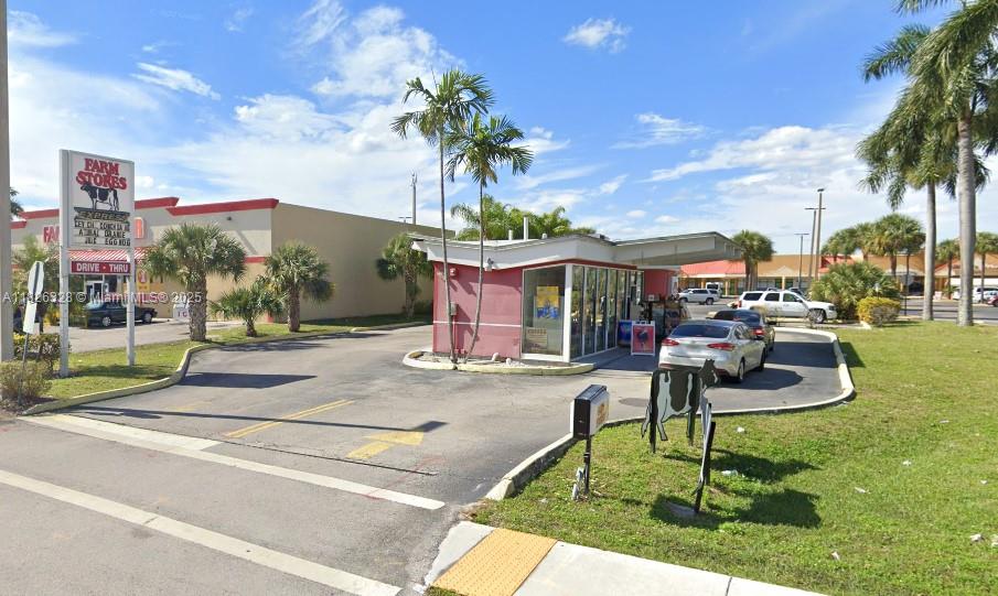 53% gross profit to revenue ratio. 12% net profit to revenue ratio. Profitable Drive-Thru Farm Store Franchise Located in Hialeah Gardens .30+ Years at Same Location!!. This location has operated successfully for over 30 years in the heart of the Hialeah market and is renowned for its fresh bakery items and loyal customer base. The only drive-thru concept of its kind in the area, this business offers a unique, easy-to-manage model requiring minimal staff. It features the largest Farm Store layout available, offering significantly more space than traditional units. Strong, consistent sales and excellent brand recognition make this a turnkey investment. Should qualify for E-2 Visa. Leased til 12/2/2035 $6,650/M with 1 option of a 5-year extension.