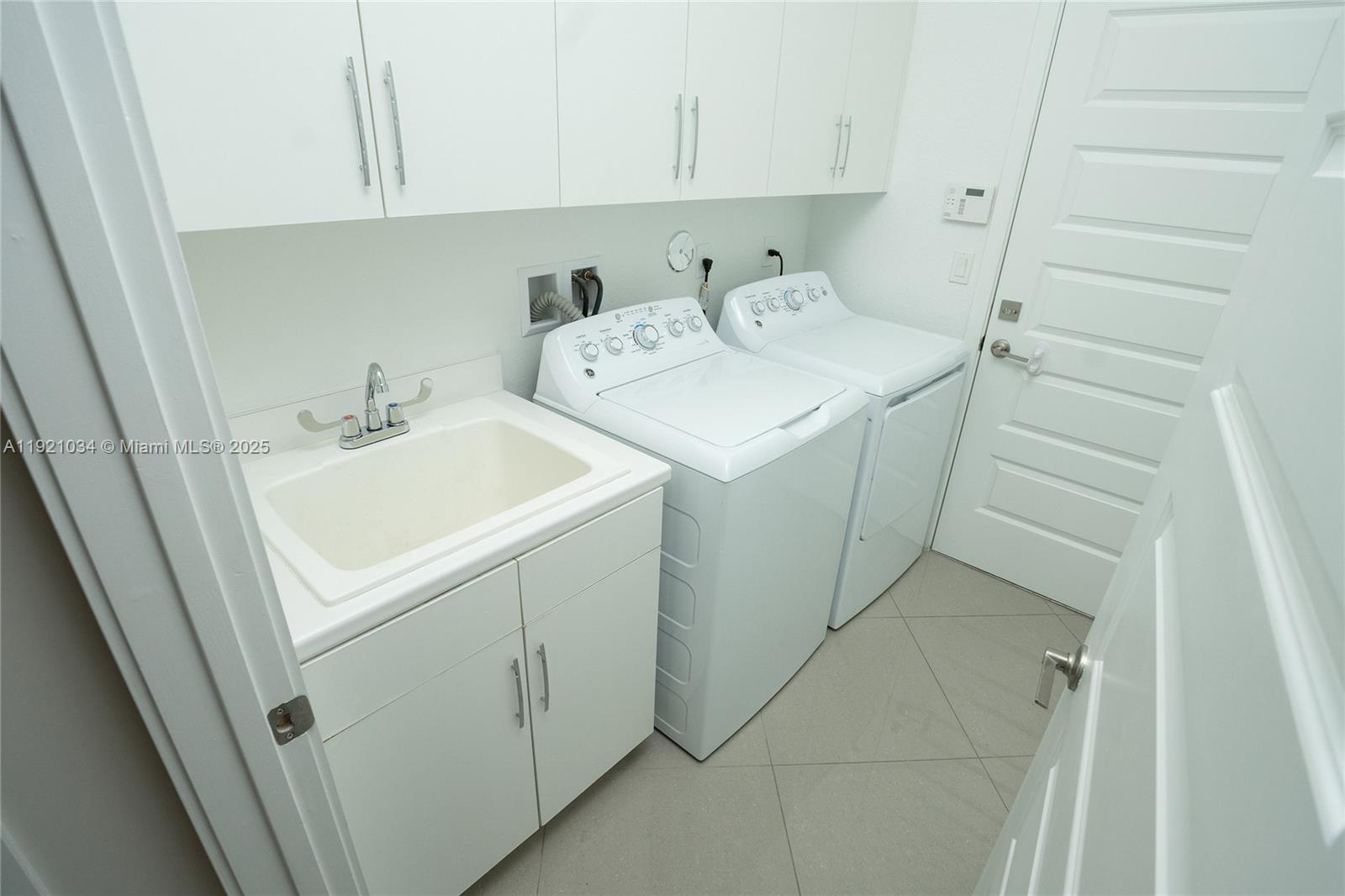 TRIPLE H RANCH PLAT - Residential Lease