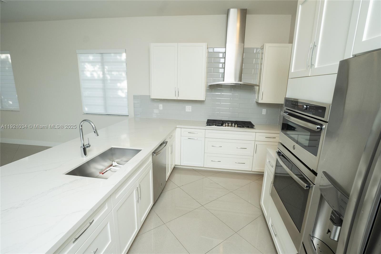 TRIPLE H RANCH PLAT - Residential Lease