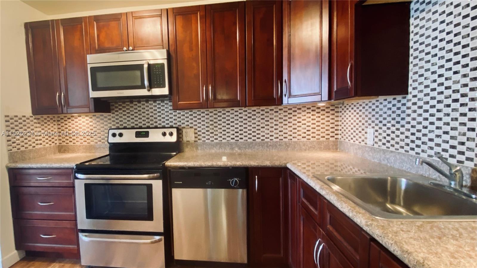 CRESTVIEW TOWERS CONDO - Residential