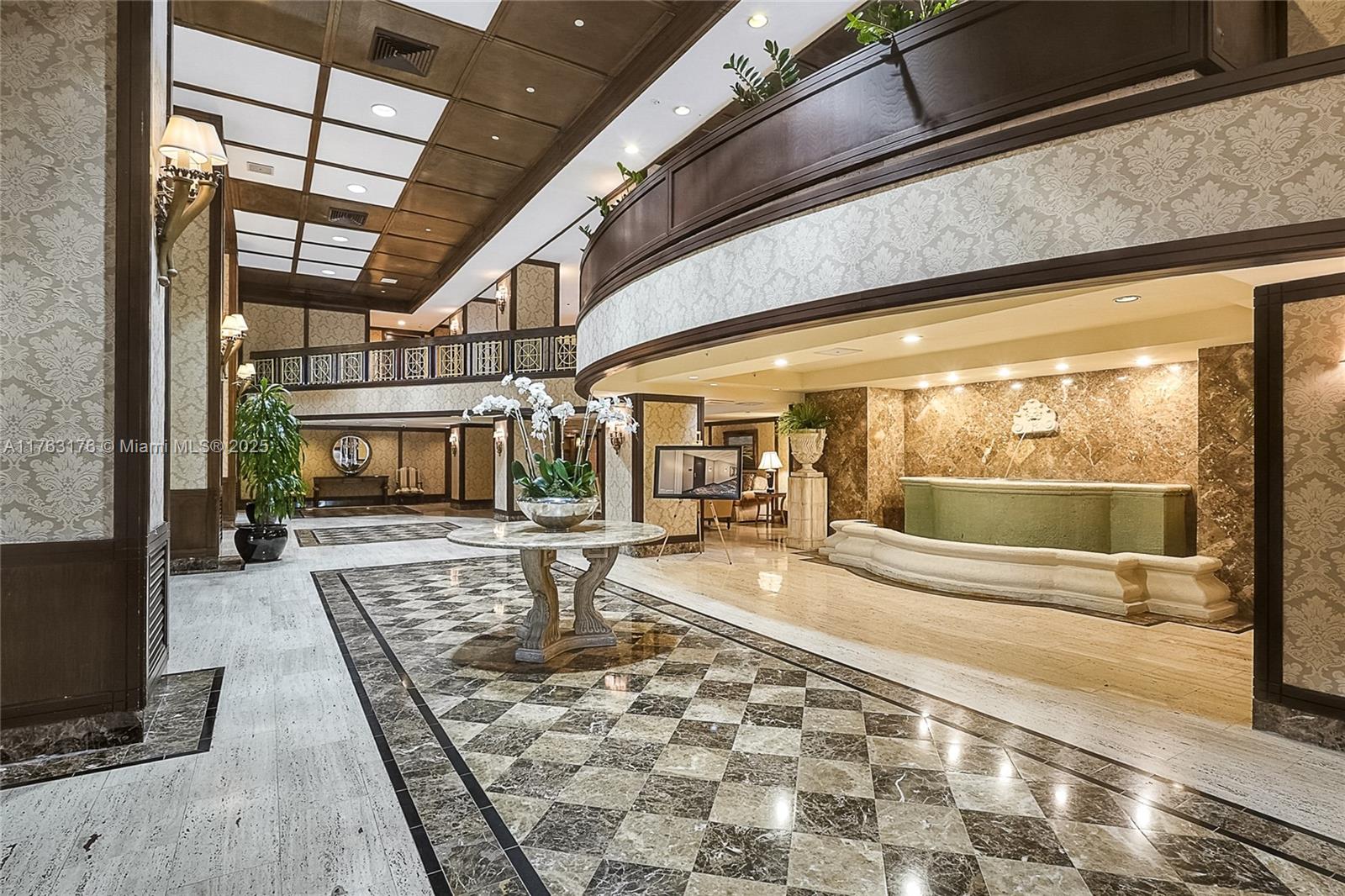 BALMORAL CONDO - Residential