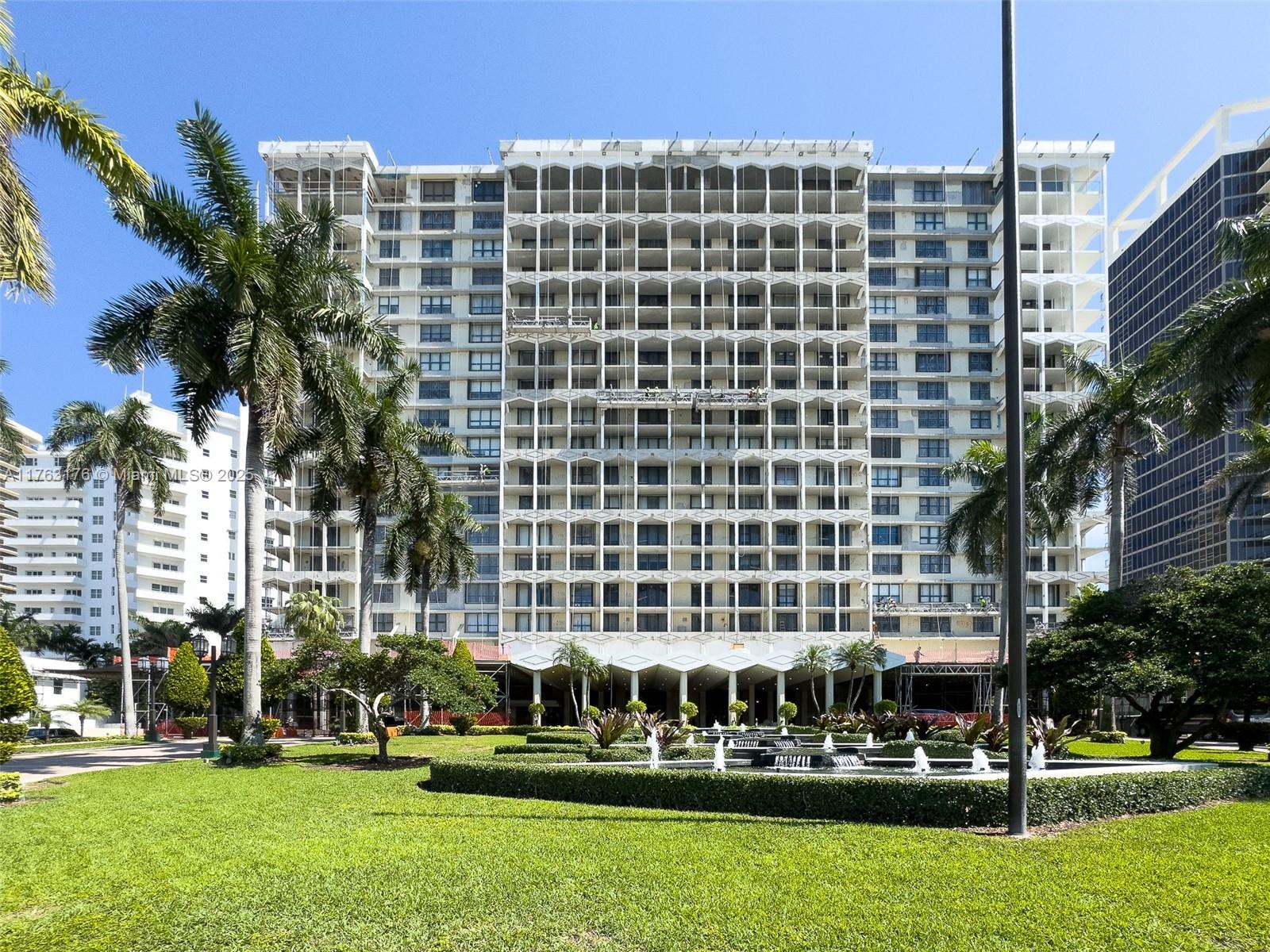 BALMORAL CONDO - Residential