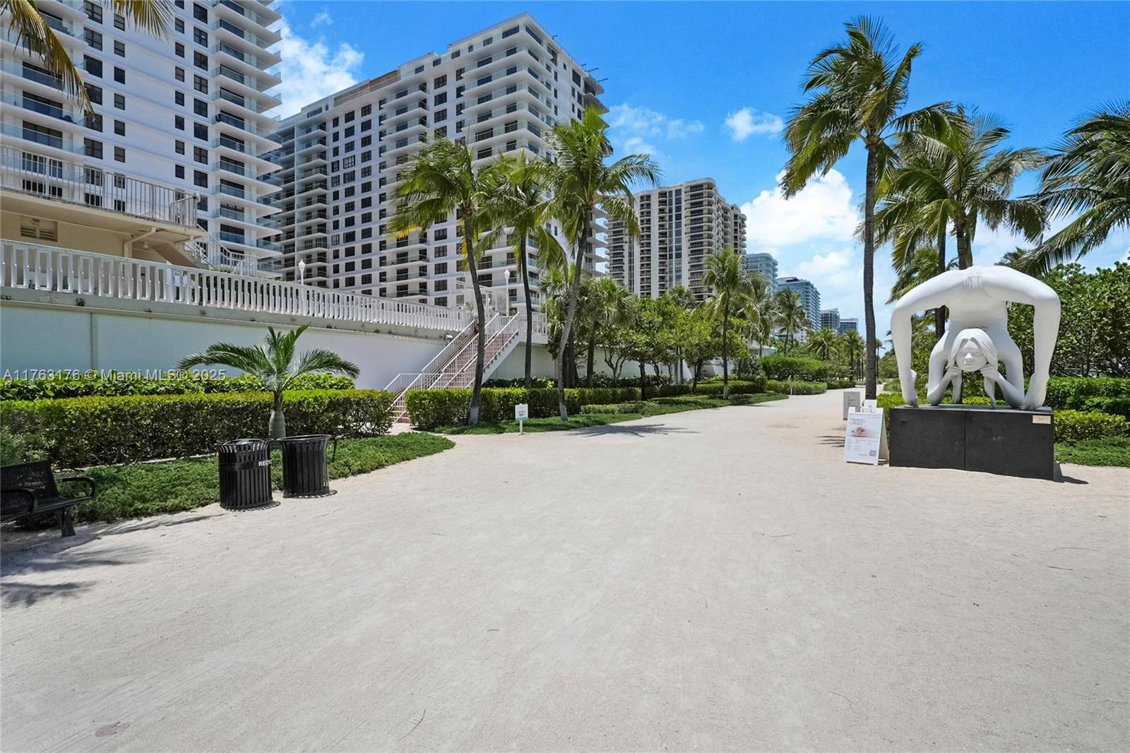 BALMORAL CONDO - Residential