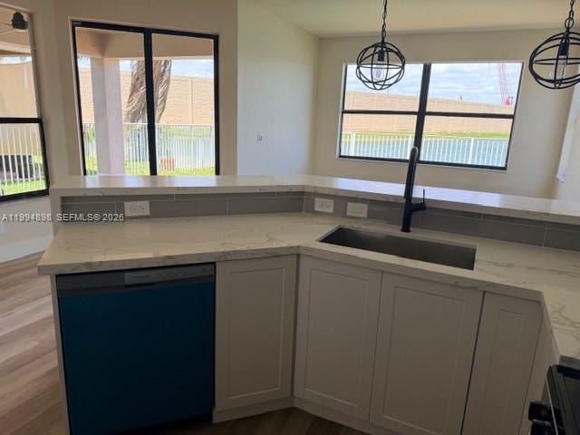 PORTOFINO BAY - Residential Lease