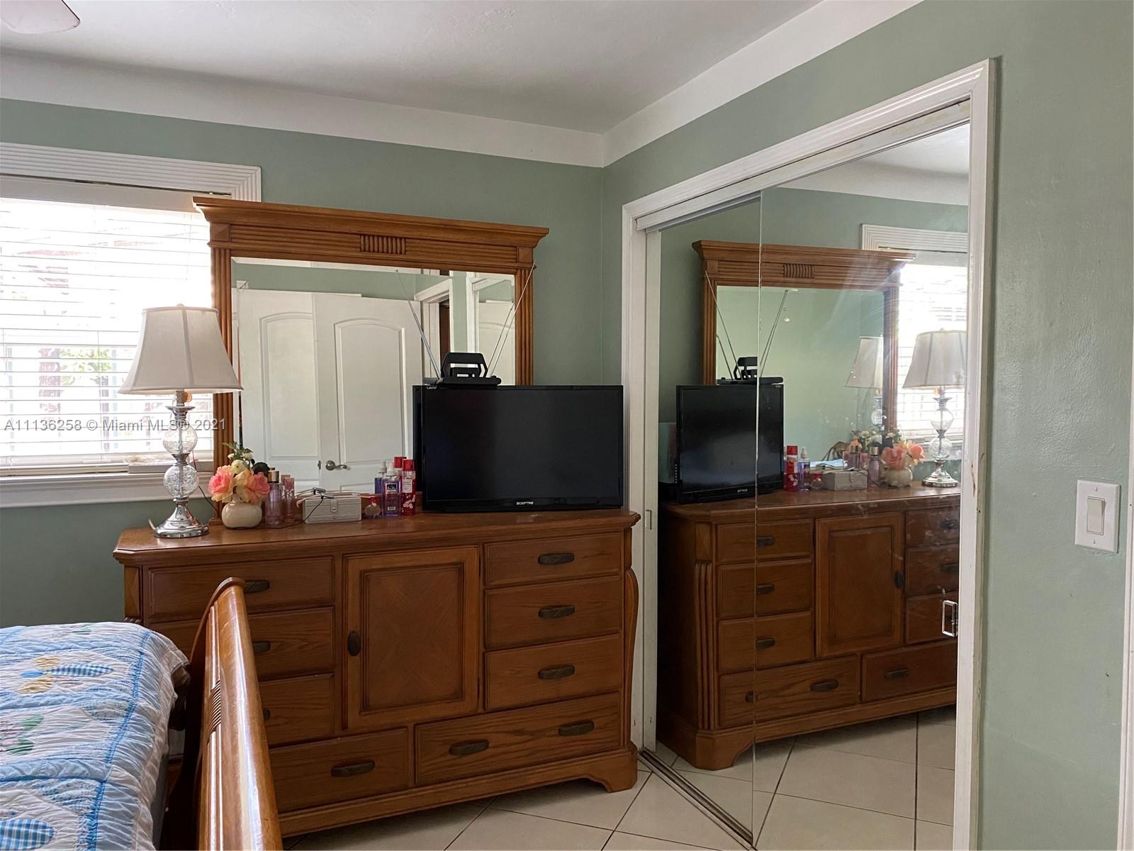 DRIFTWOOD PLAZA NO 3 - Residential