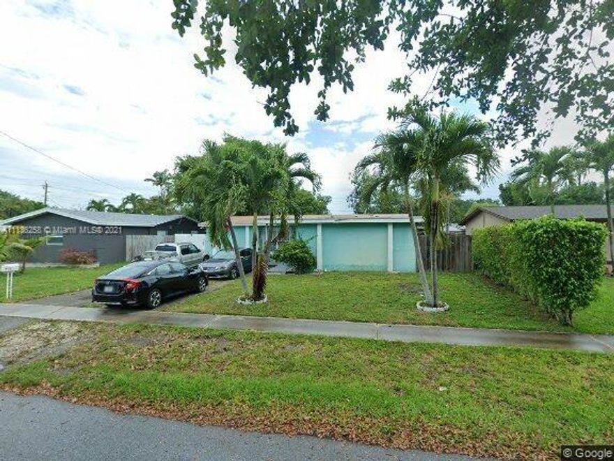 CASH ONLY!!!!!
Great investment opportunity. In the heart of Hollywood. Near the HARD ROCK and MAJOR HIGHWAYS. May need some updating, but has great bones.  Plenty of room for a pool. Seller would like to rent back for1 year but it is NOT a requirement.  1 years rent will be paid in full at closing. Please text listing agent for showing.